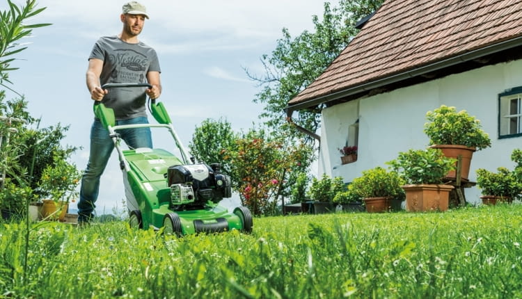 Kosiarka MB 545 zapewnia idealnie przycięty trawnik. trawnika. Kosiarki.