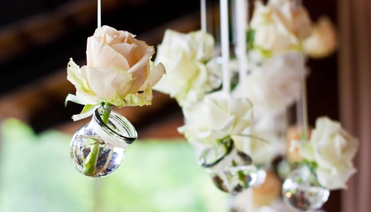 Wiosenne dekoracje. Zamień swój dom w ogród łatwo i niedrogo.