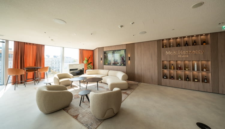 Nowa siedziba Moët Hennessy Polska. Proj. Colliers Define