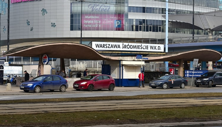 Wiata nad wejście na peron stacji Warszawa Śródmieście WKD zabytkiem