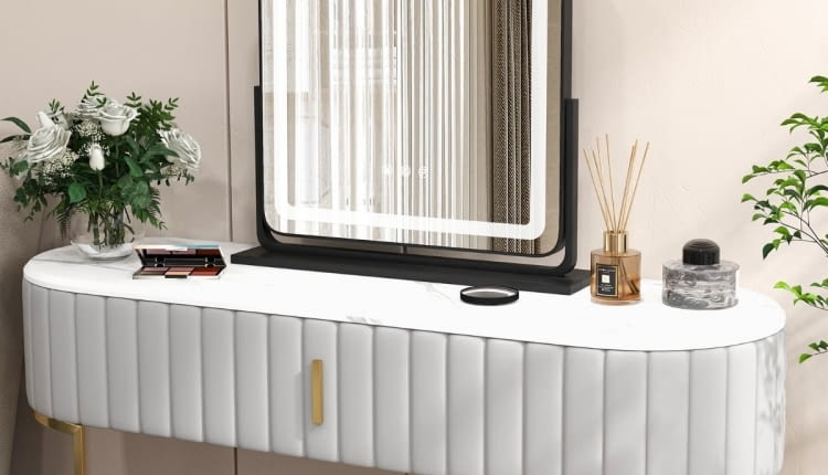 Obracane lustro toaletowe