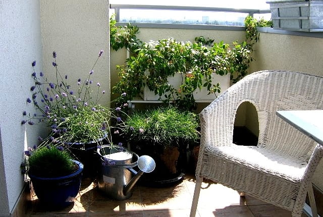 Balkon w rozmiarze S