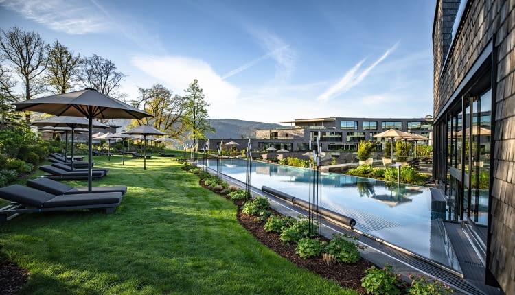 Hansgrohe x Luisenhöhe – nowa jakość relaksu i zrównoważonego stylu życia w Czarnym Lesie