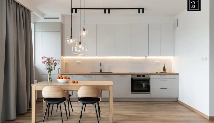 Naturalna elegancja w nowoczesnym wnętrzu - projekt pracowni KODO