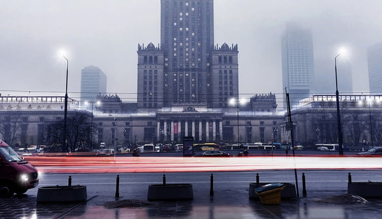 'Labirynt potrzeb Warszawy' - zwycięski projekt w konkursie 'Dach w wielkim mieście'