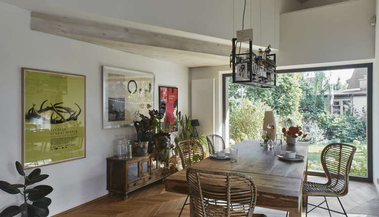 Klimatyczne wnętrza falenickiego domu typu „Baba-Jaga”