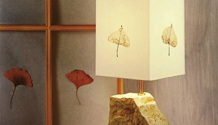 Abażur z suszonymi liśćmi