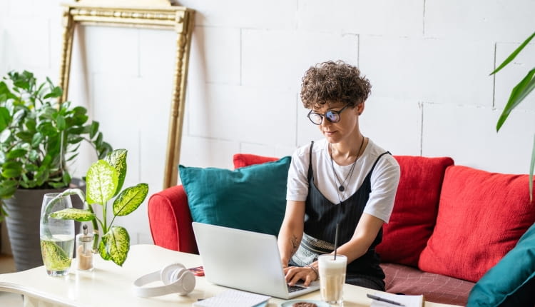 Nowy wystrój mieszkania bez remontu? Jak to zrobić szybko i tanio?