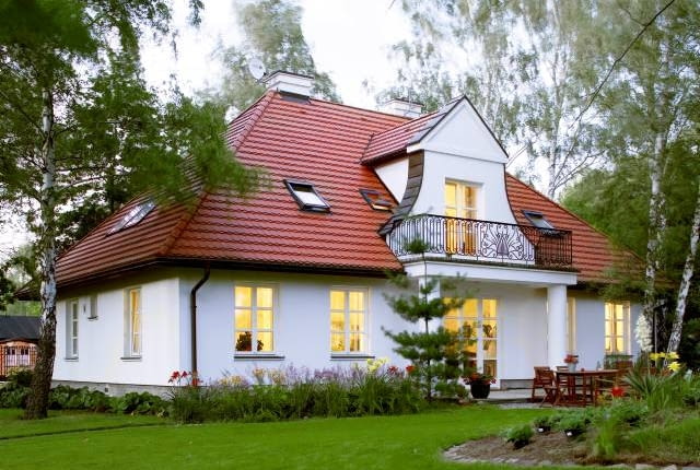 Dwór od strony ogrodu