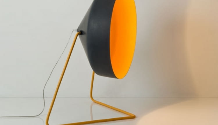 <B>Oto jedne z najbardziej stylowych, ostatnio wyprodukowanych lamp. Czas, aby zmienić oświetlenie? Tak!</B> <B><Br>Cyrcus F Lavagna</B> </Br>Lampa jest częścią większej kolekcji, w całości wytwarzanej ręcznie. Lavagna (z języka włoskiego: tablica) zachęca do kreatywności - można po niej pisać. <Br>www.lightshopping.com
