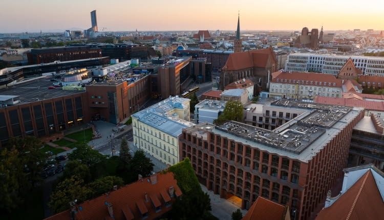 Bernardyńska 4 we Wrocławiu