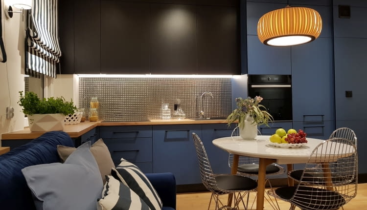 Kuchnia otwarta na salon. Krzysztof Miruć