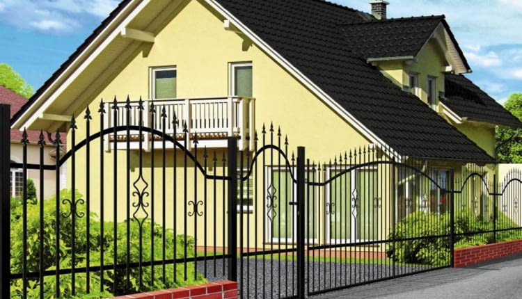 Przęsło Tola produkowane maszynowo z gotowych stalowych elementów malowanych proszkowo, wys. 130 cm, szer. 200 cm, 190 zł, Castorama