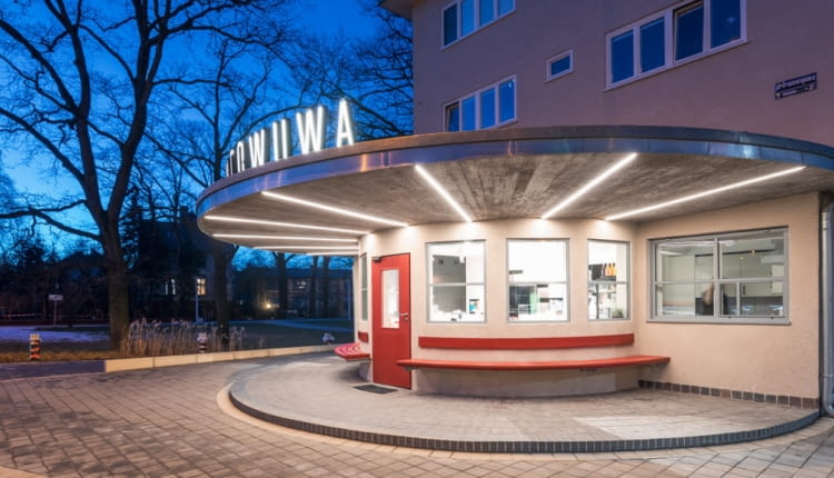 Wuwa cafe ul. Tramwajowa 2