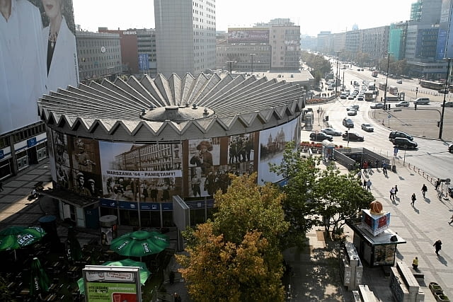 28.09.2009 WARSZAWA , ROTUNDA PRZY RONDZIE DMOWSKIEGO .