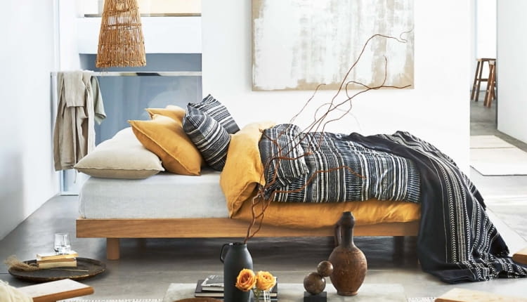 POWITANIE JESIENI. Szwedzki producent H&M Home proponuje na jesień gładką, bawełnianą pościel w stonowanych kolorach. Jednokolorowe zestawienia to bardzo modny pościelowy trend. www2.hm.com/pl