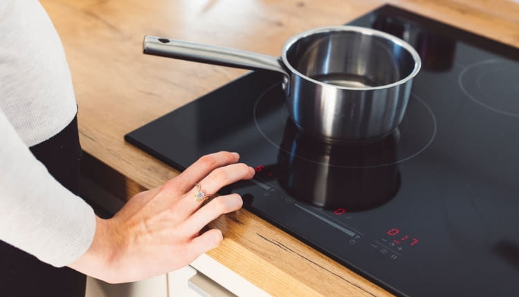 Dlaczego płyta indukcyjna nie wykrywa garnka? Najczęstsze przyczyny