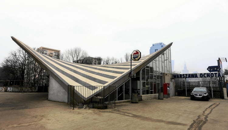 18.02.2015 Warszawa . Stacja Warszawa Ochota . Fot. Adam Stepien / Agencja Gazeta SLOWA KLUCZOWE: pkp pociag stacja dworzec kolej peron warszawa ochota /FR/