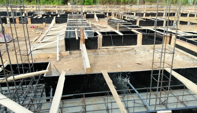 Szalunki ław fundamentowych