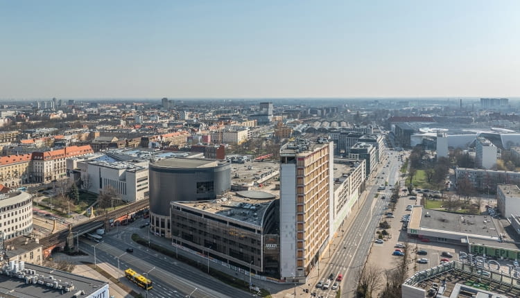 Arkady Wrocławskie w trakcie rozbiorki