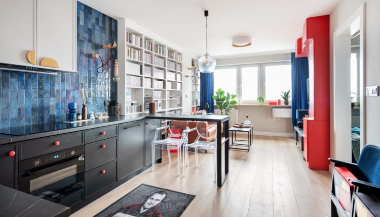 Aranżacja mieszkania inspirowana filmem - projekt Pracowni O Z KRESKĄ