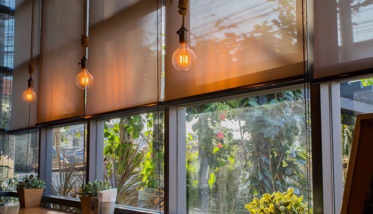 Rolety materiałowe sterowane elektrycznie