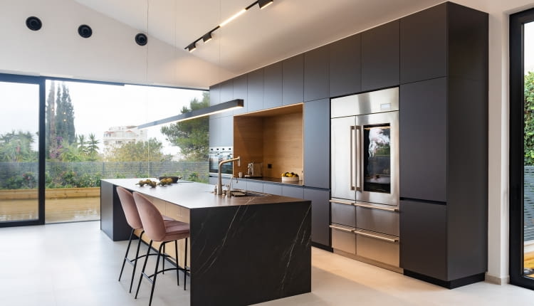 wysoka zabudowa w kuchni