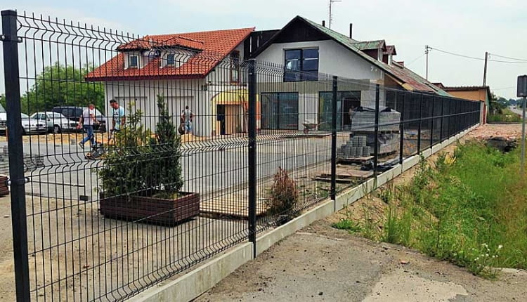Ogrodzenia panelowe - dlaczego warto na nie postawić?