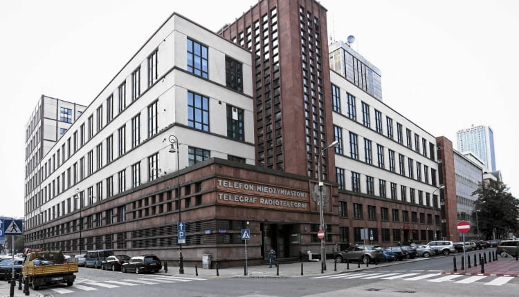 07.10.2016 Warszawa .' Telefon Miedzymiastowy ' ' Telegraf - radiotelegraf ' dawna ' siedziba telefonow ' - budynek przy ulicy Nowogrodzkiej 45 . Fot. Adam Stepien / Agencja Gazeta SLOWA KLUCZOWE: nowogrodzka 45 budynek centrum /FR/ ZDJĘCIE DO WKŁADKI: DLOWA Strony Lokalne Warszawa