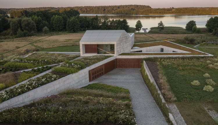 Dom Loop. Proj. Mobius Architekci