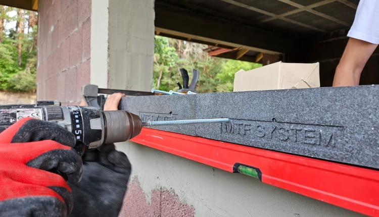 MTF SYSTEM z oferty Knelsen Polska oparty jest na modułach wykonanych z wysoko utwardzonego EPS o minimalnej gęstości 150 kg/m³,