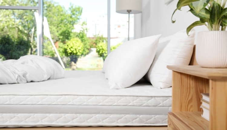 Dlaczego warto stosować ochraniacz na materac?