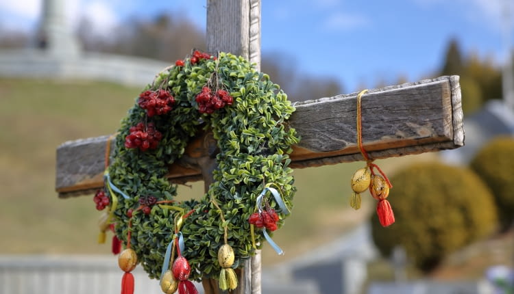 Stroik wielkanocny na cmentarz