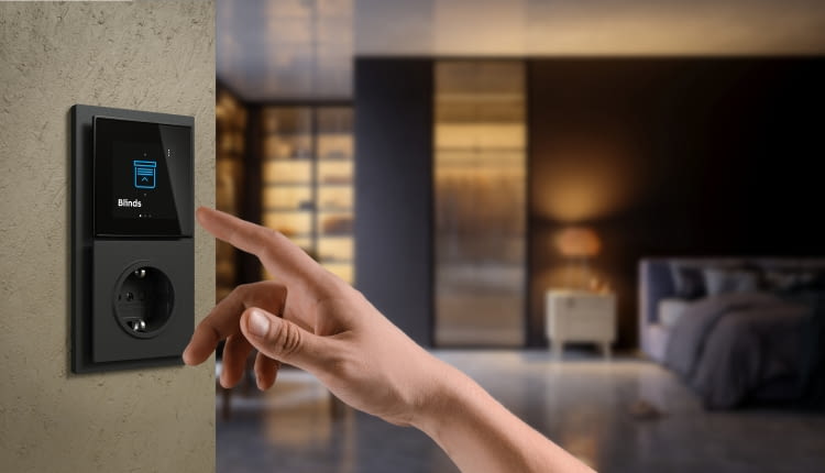 Nowoczesne gniazdka i włączniki.