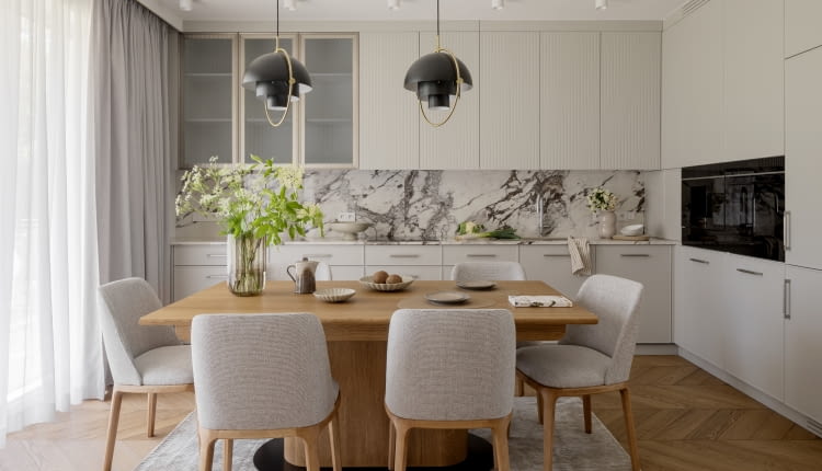 W klimacie modern classic - aranżacja 77-metrowego mieszkania