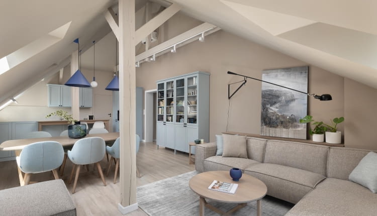 Mieszkanie na poddaszu: projekt pracowni FABRYK-ART