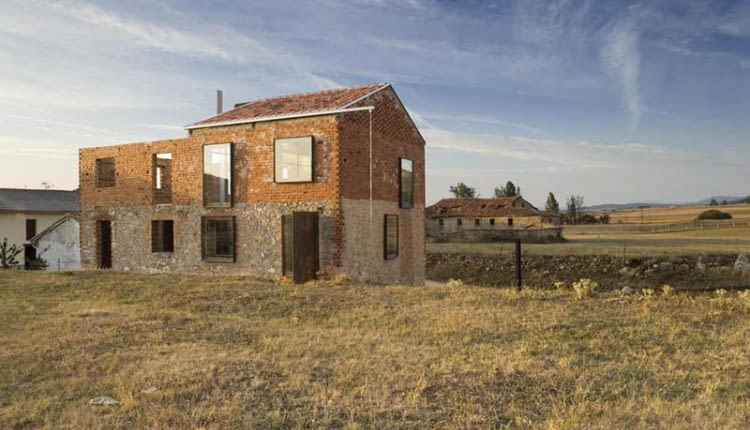 la ruina habitada, zabytki, adaptacja, hiszpania, lofty, oli jesus castillo, dom jednorodzinny