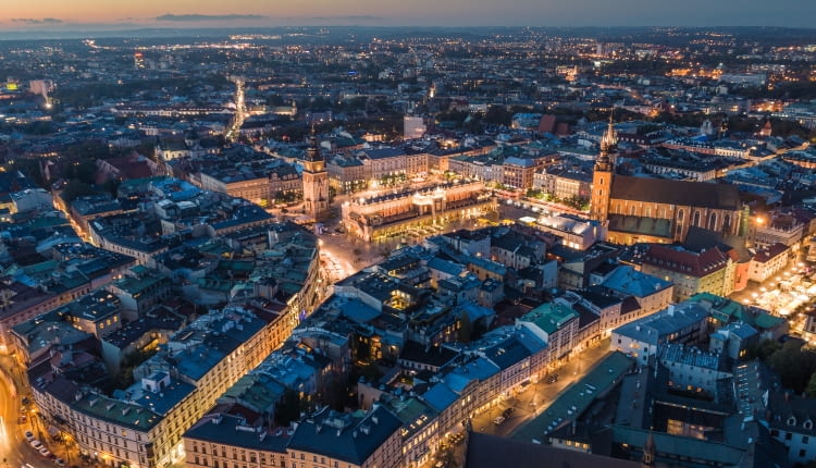 Krakowska Strefa Czystego Transportu została wyróżniona w globalnym raporcie