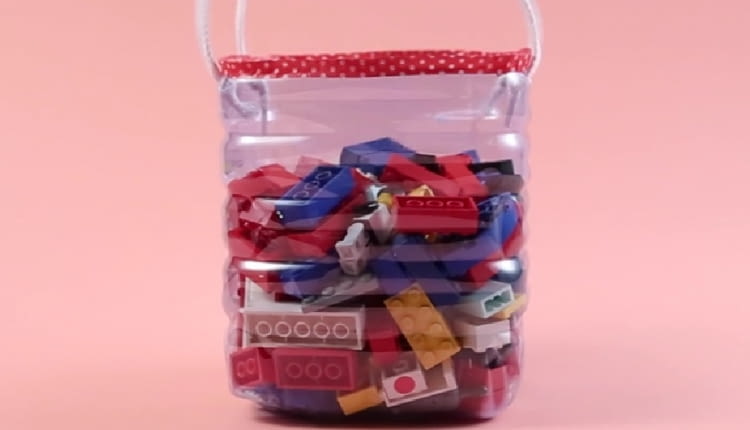 Pojemnik na klocki z plastikowej butelki