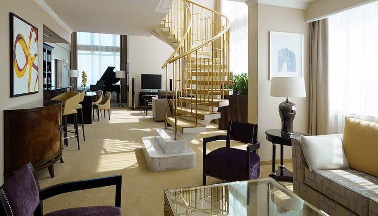Prezydencki apartament w hotelu Marriott