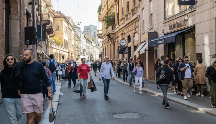 Via Montenapoleone w Mediolanie