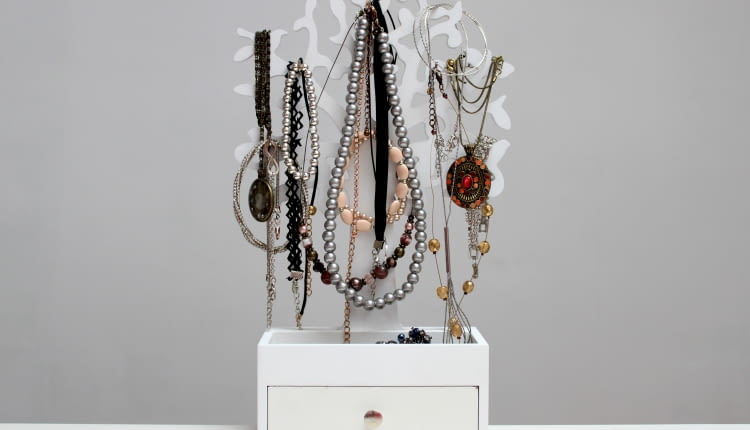 Stojak na biżuterię