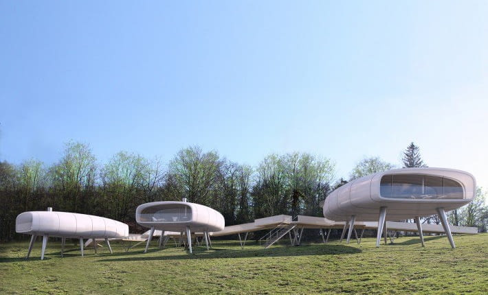 Futurystyczne pawilony jako centra badawcze zaprojektowane przez Dagmarę Oliwę i Anitę Luniak. Nagrodzone Golden A'Design Award w konkursie A'Design Award & Competition.