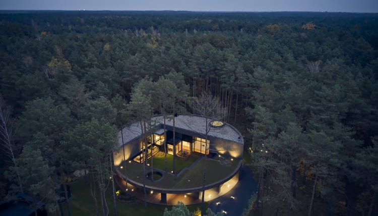 Circle Wood House. Proj. Mobius Architekci