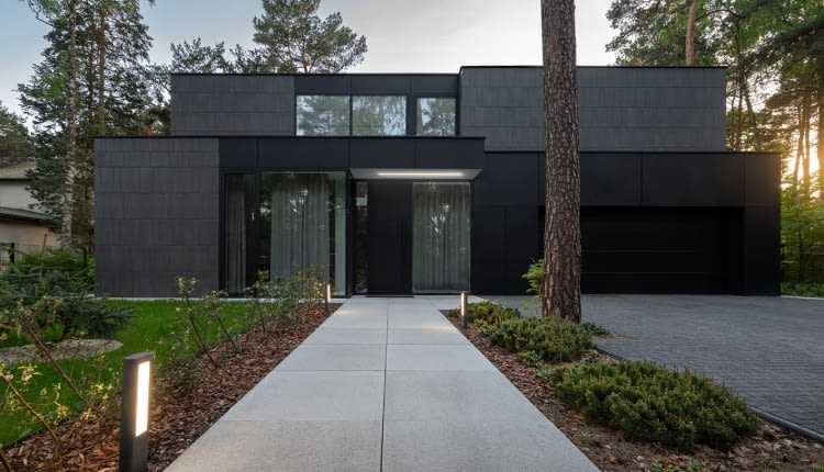 Dom na Orzechowej w Józefowie. Proj. PAWEL LIS ARCHITEKCI