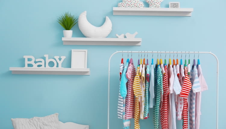 Co to za kolor baby blue? Aranżacje wnętrz