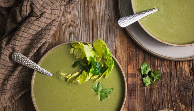 Zupa krem z zielonej sałaty