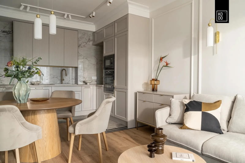 Wnętrza w złotej poświacie - projekt pracowni KODO