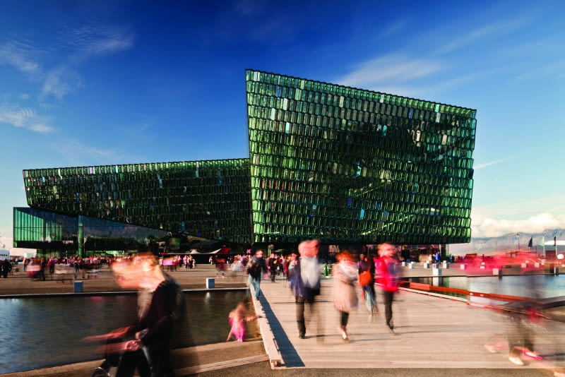Zwycięzca w roku 2013 - Sala koncertowa Harpa - Henning Larsen Architects i Studio Olafur Eliasson Zwycięzca w roku 2013 - Sala koncertowa Harpa - Henning Larsen Architects i Studio Olafur Eliasson