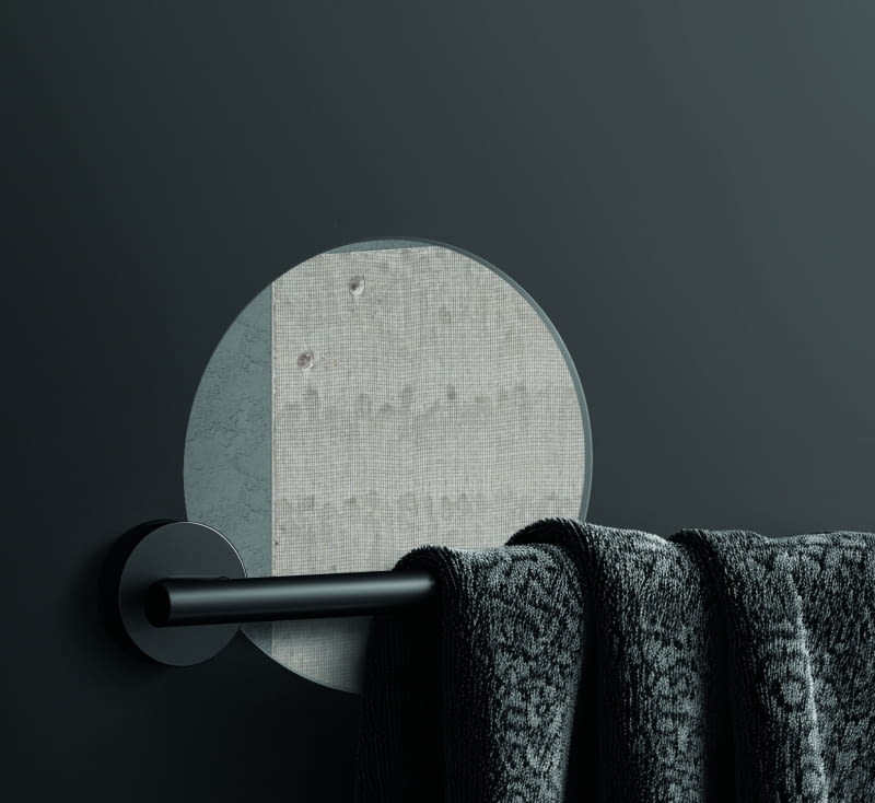 Grzejnik łazienkowy ukryty w ścianie